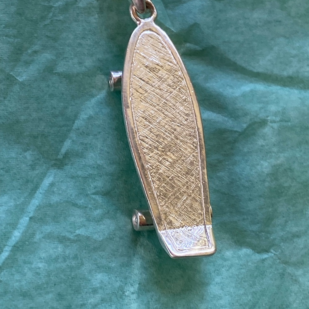 Silver Skateboard Pendant New